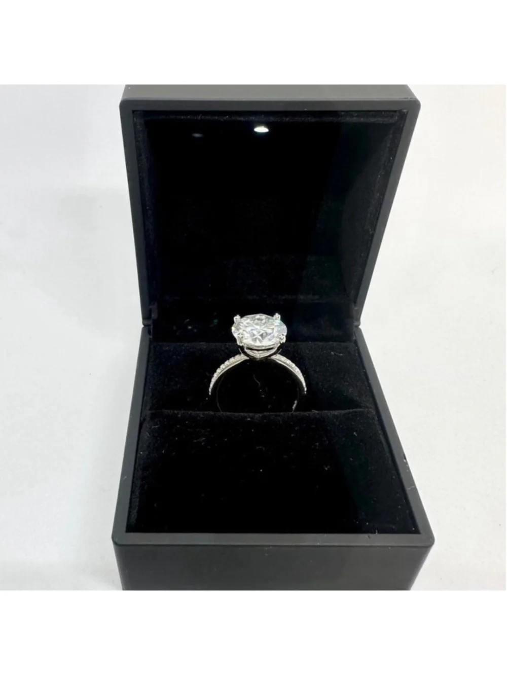 Moissanite Diamond Ring 5 Ct Engagement Wedding Round Cut Solitaire GRA